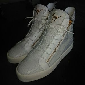 Giuseppe zanotti crocodile high tops